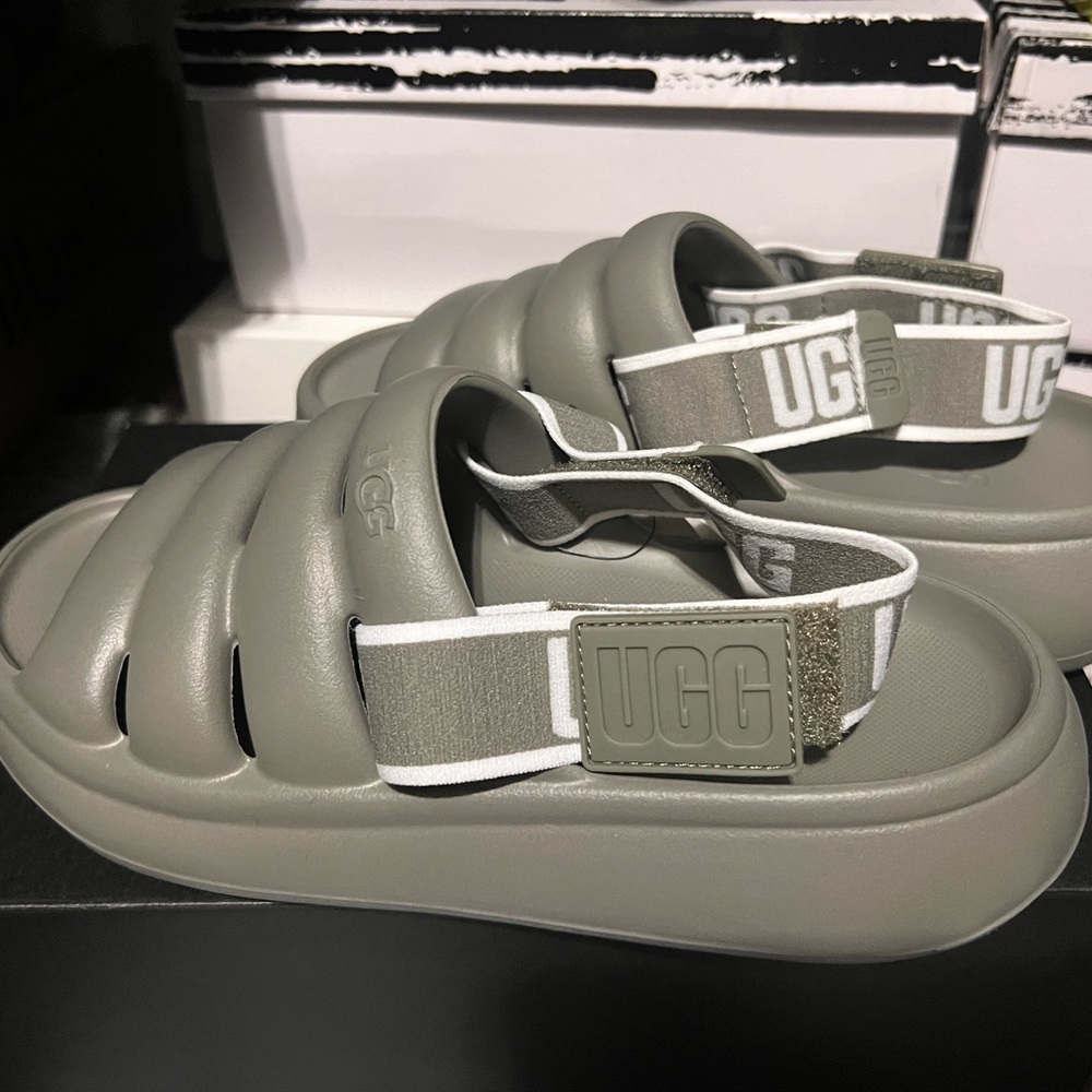 Ugg